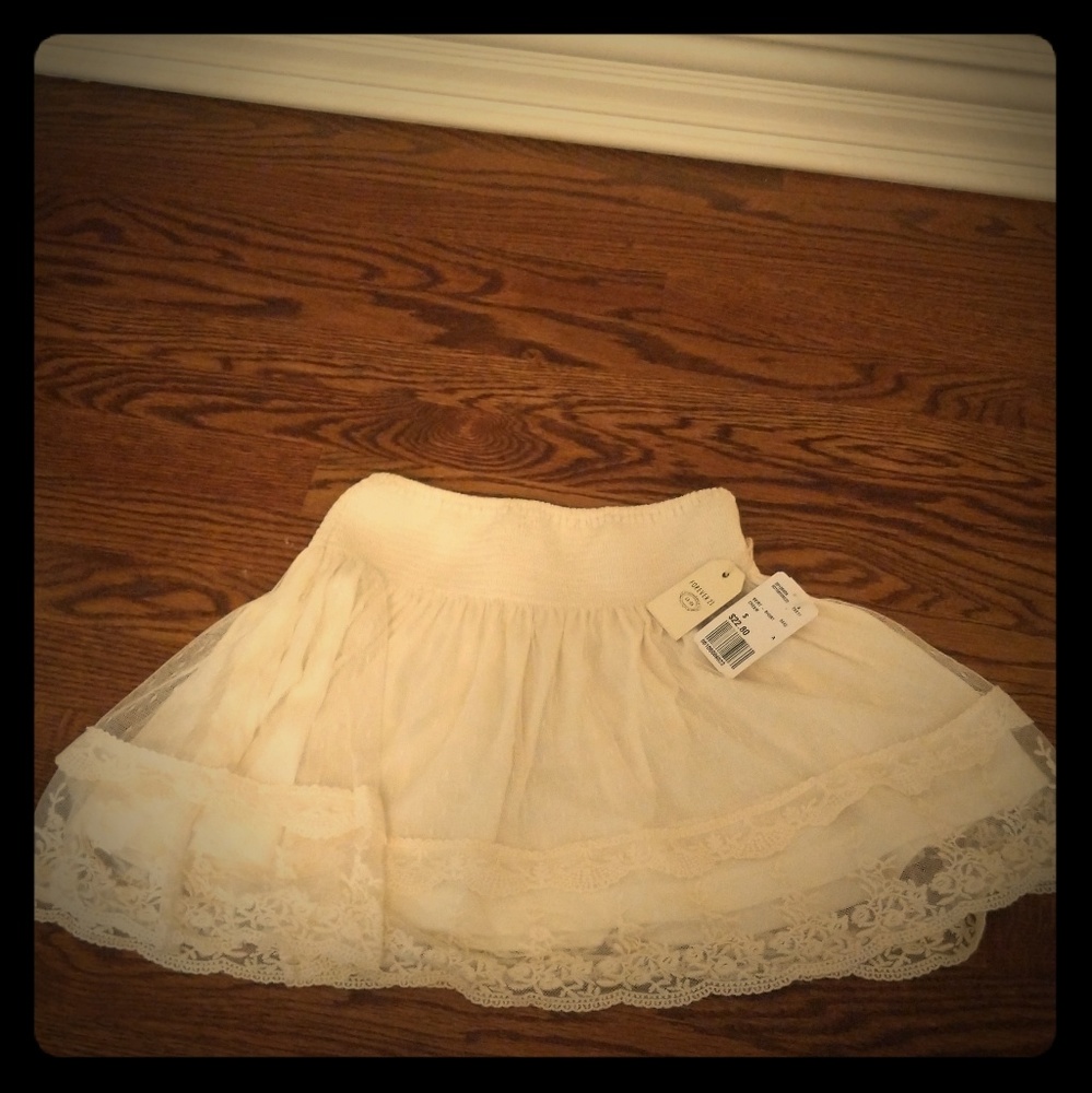 Short skirt